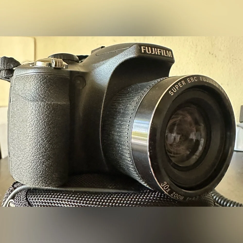 Fujifilm finepix sl300